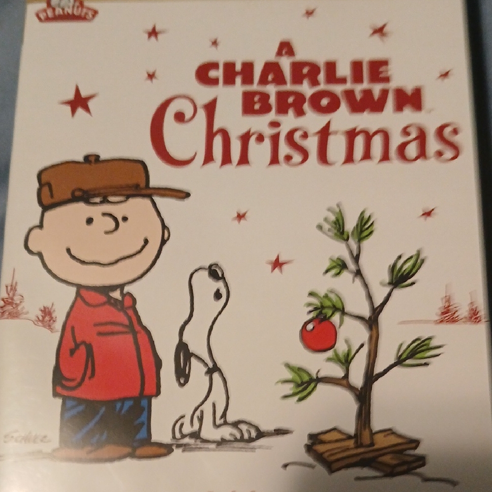Warner Bros. Peanuts Red and Brown Christmas Cover